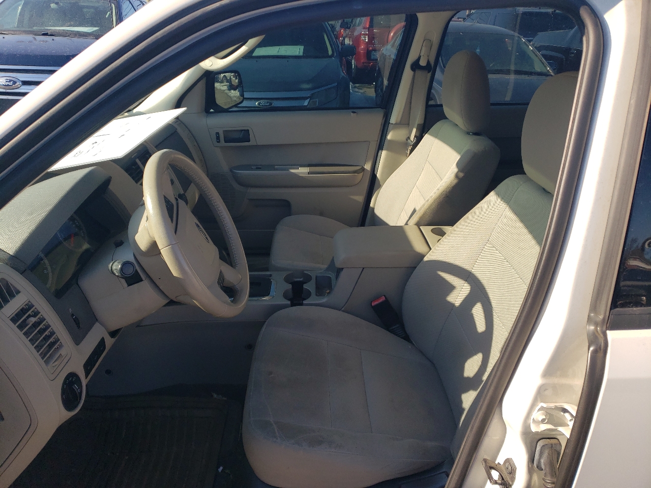 Ford Escape XLT FWD 2010