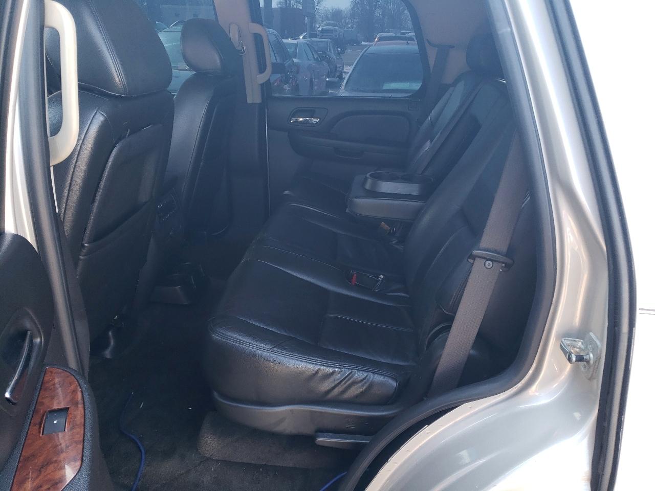 Chevrolet Tahoe LT1 2WD 2009