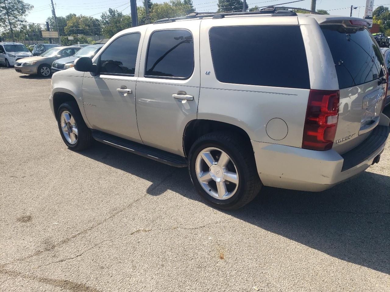 Chevrolet Tahoe LT1 2WD 2009
