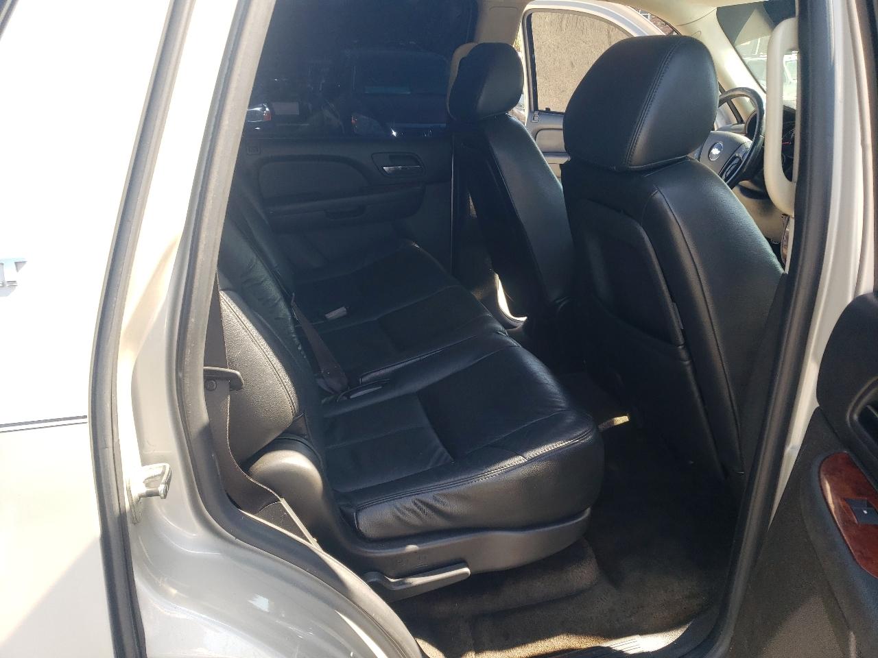 Chevrolet Tahoe LT1 2WD 2009