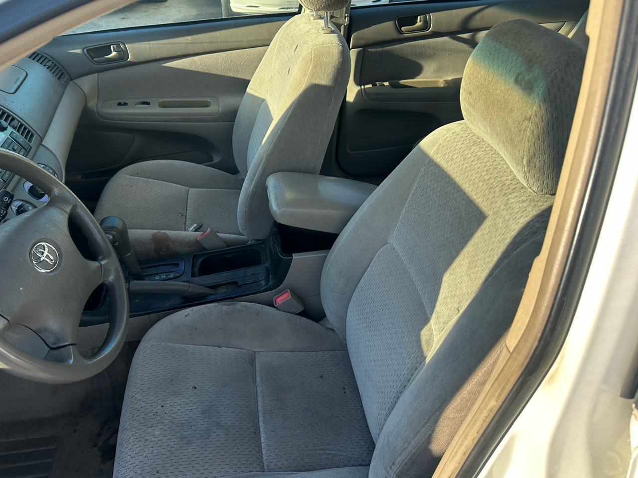 Toyota Camry LE 2002