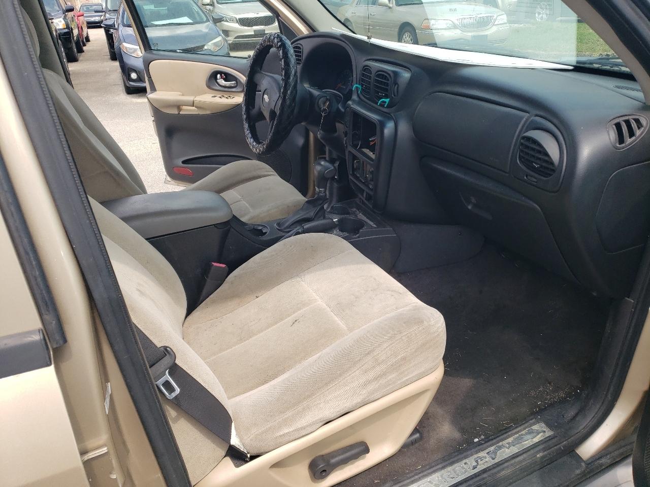 Chevrolet TrailBlazer LS 2WD 2006