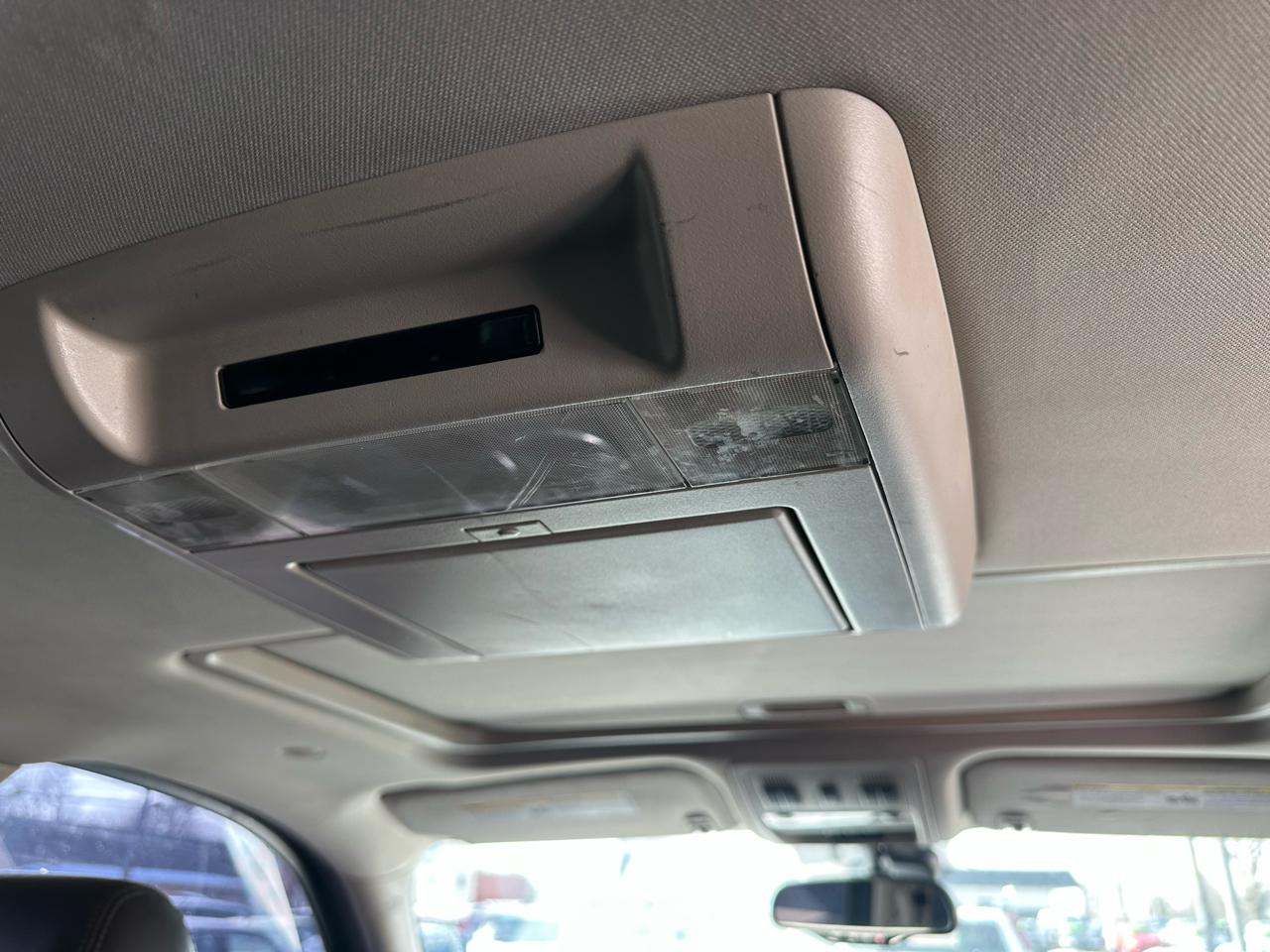 GMC Yukon Denali AWD 2007