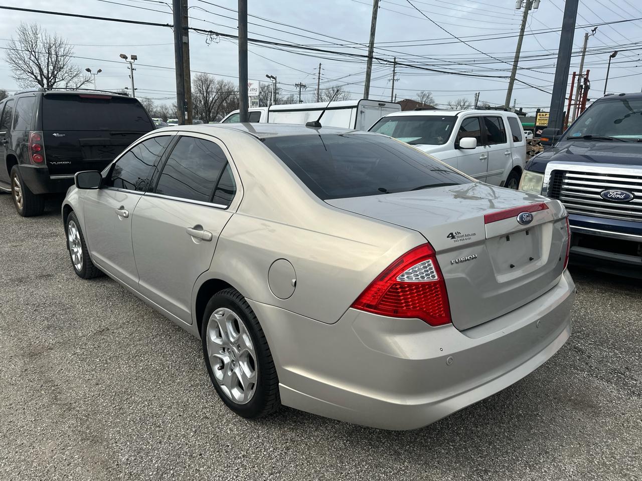 Ford Fusion SE 2010