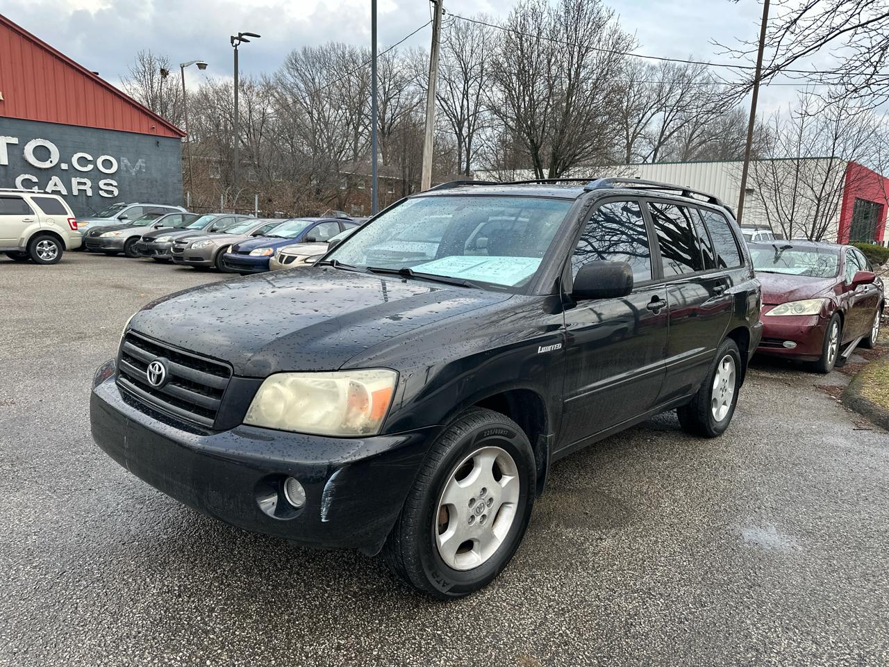 Toyota Highlander V6 2WD with 3rd-Row Seat 2005