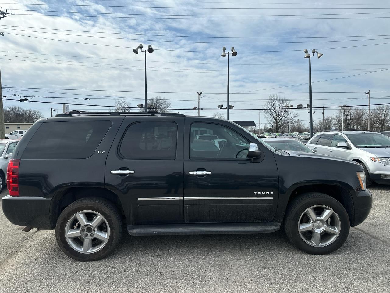 Chevrolet Tahoe LTZ 4WD 2012