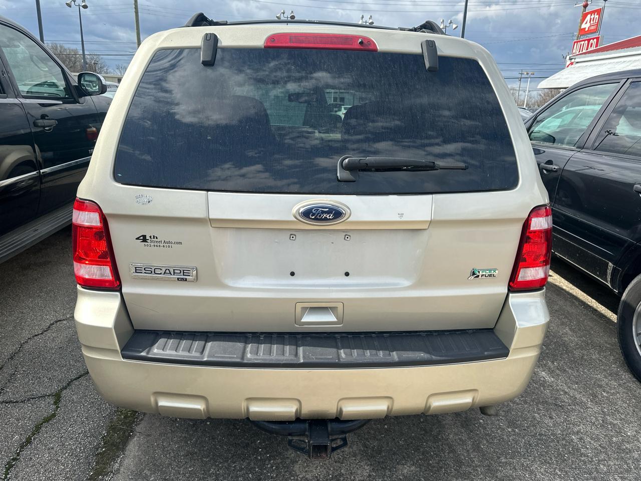 Ford Escape XLT FWD 2010
