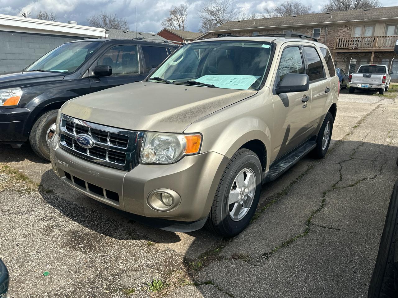 Ford Escape XLT FWD 2010