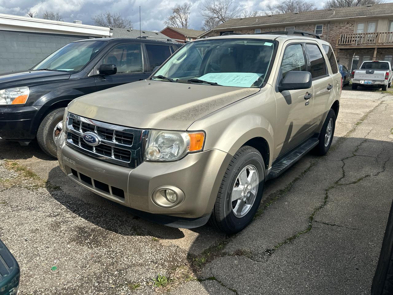 Ford Escape XLT FWD 2010