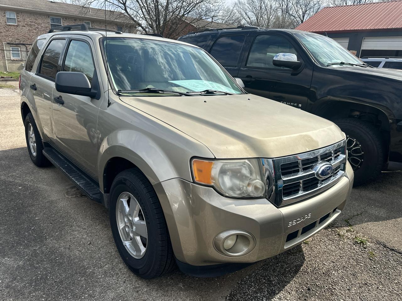 Ford Escape XLT FWD 2010