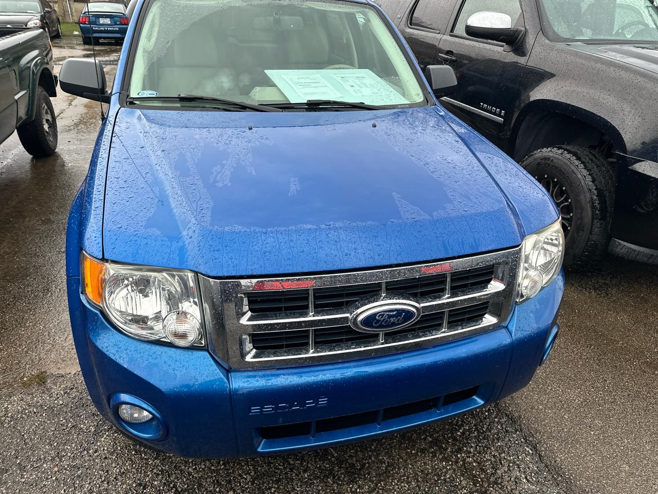 Ford Escape XLT FWD 2012
