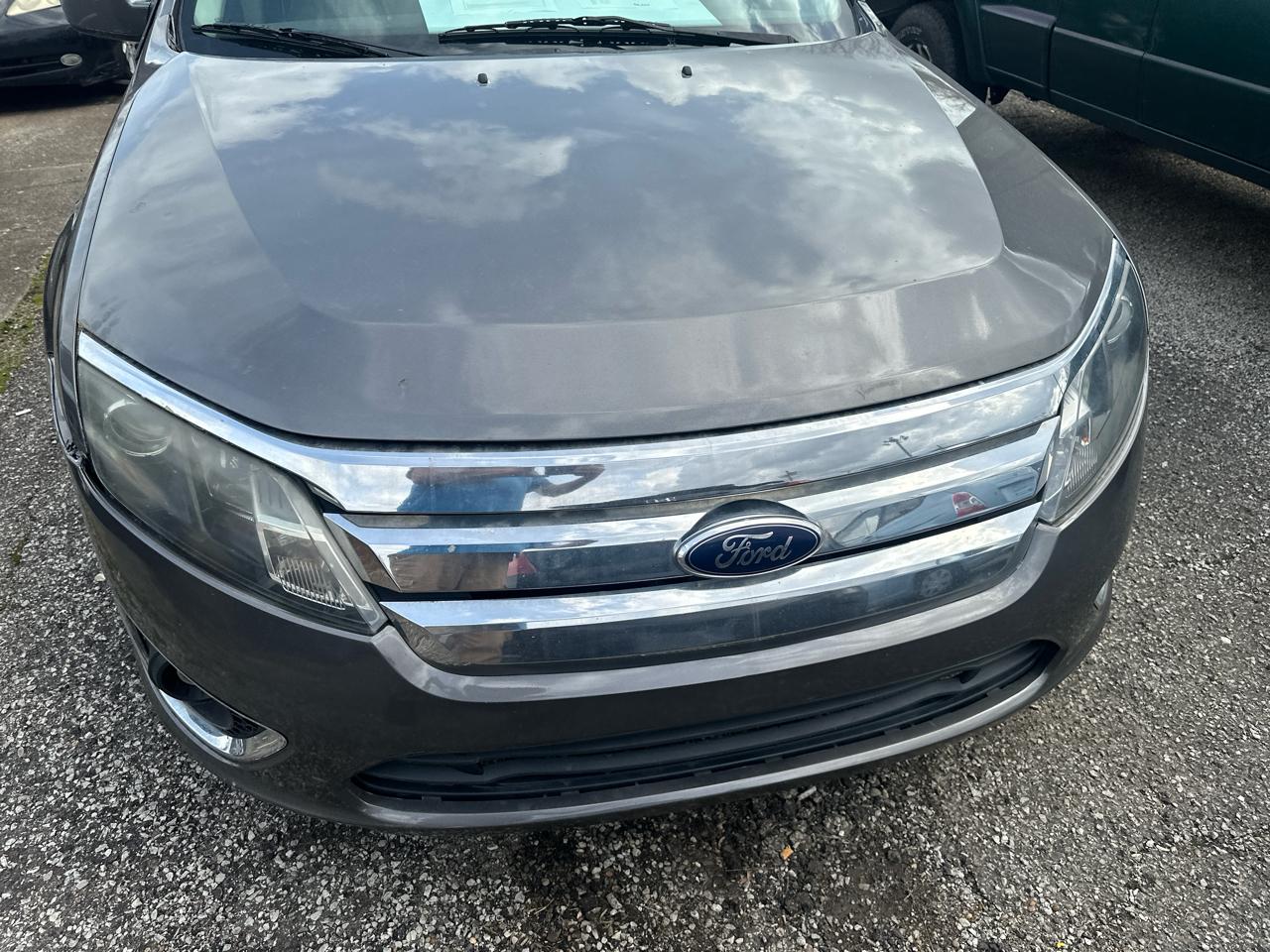Ford Fusion SE 2012