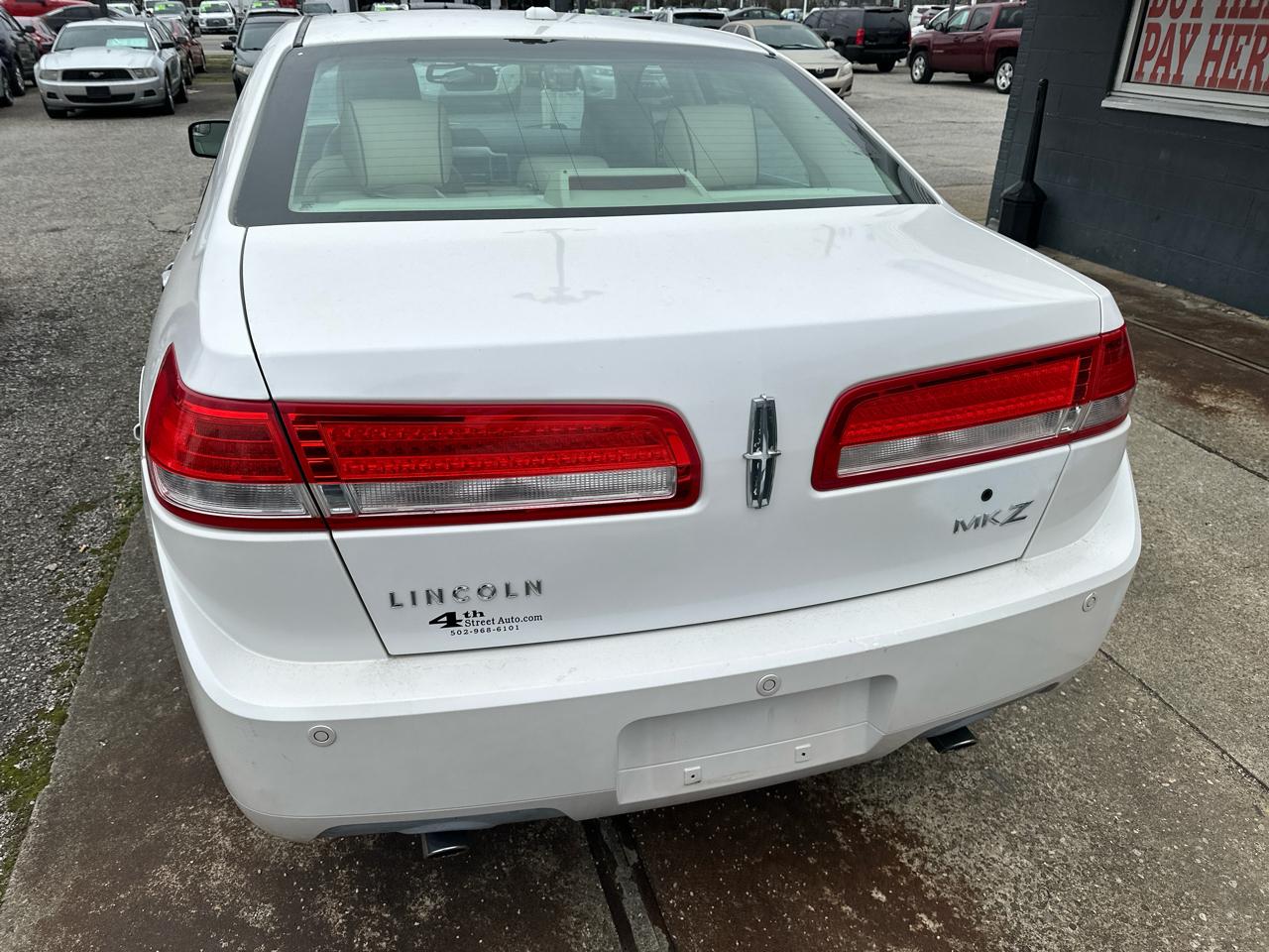 Lincoln MKZ FWD 2011