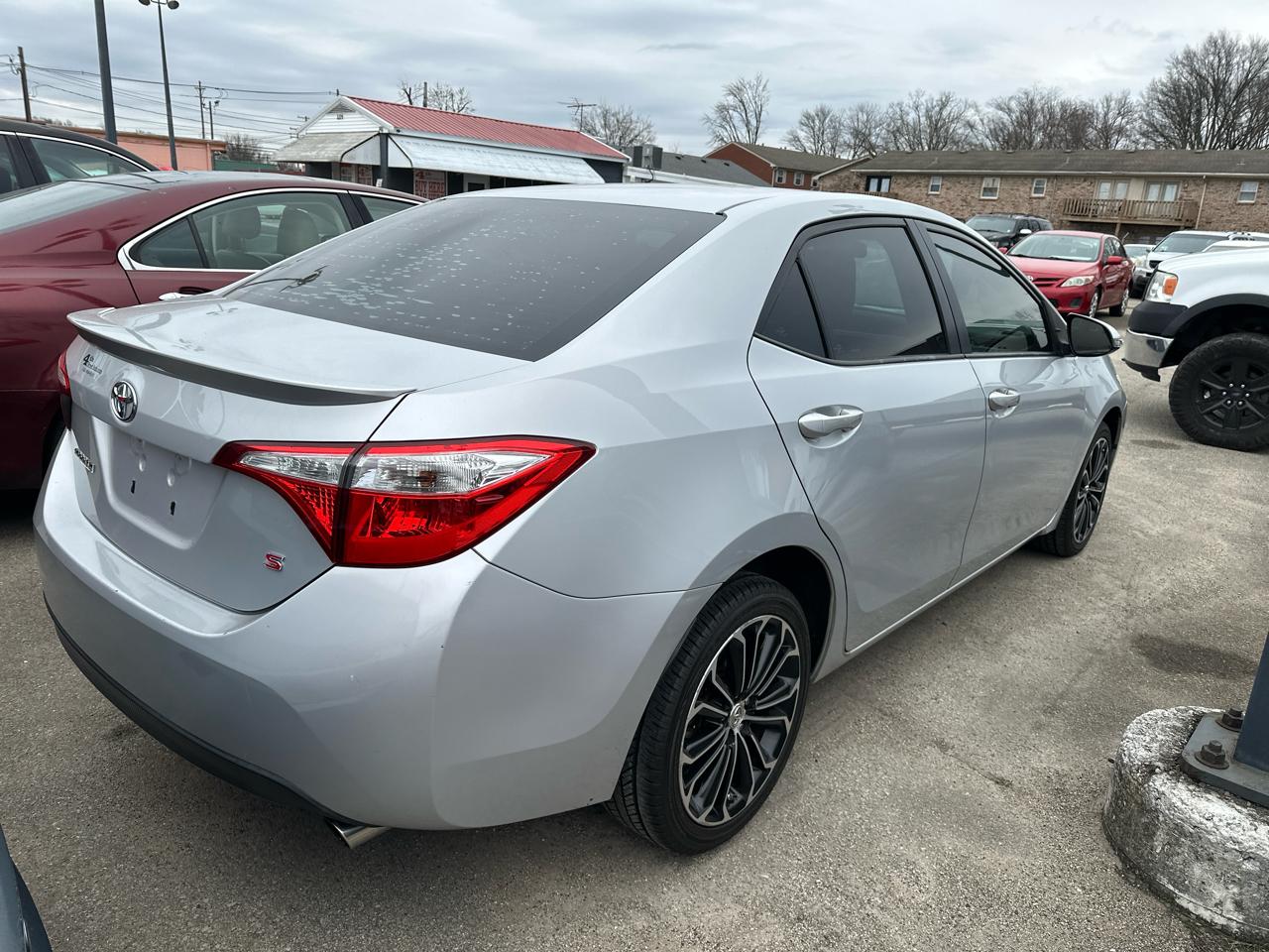 Toyota Corolla S Premium CVT 2014