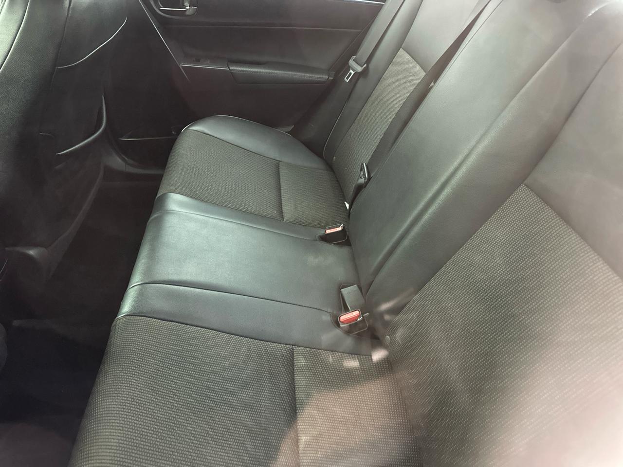 Toyota Corolla S Premium CVT 2014