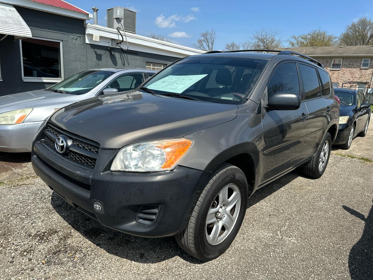 Toyota RAV4 Base I4 4WD 2011