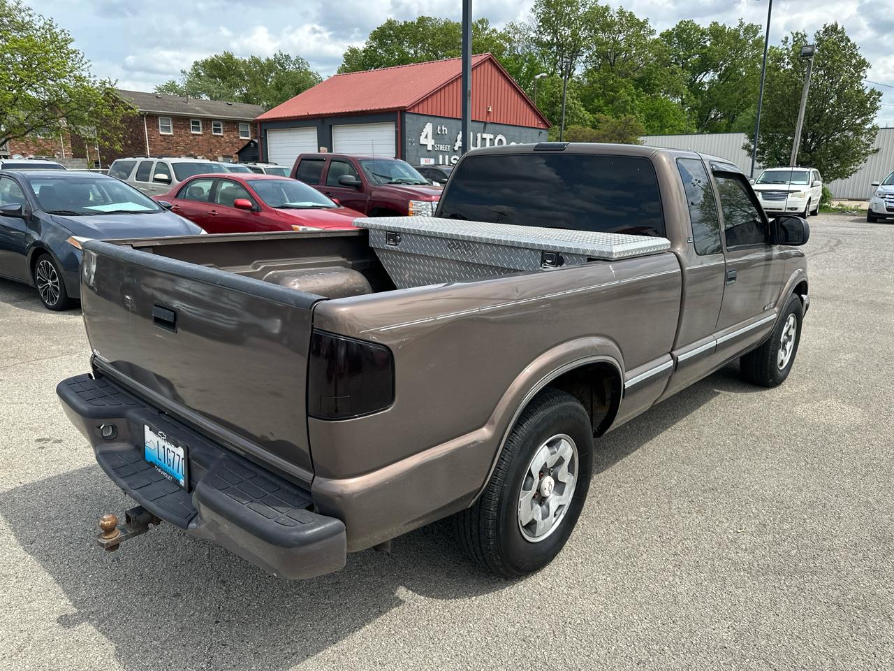 Chevrolet S10 Pickup LS Ext. Cab 4WD 1999