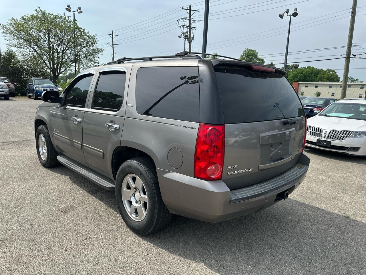 GMC Yukon SLT-1 2WD 2009