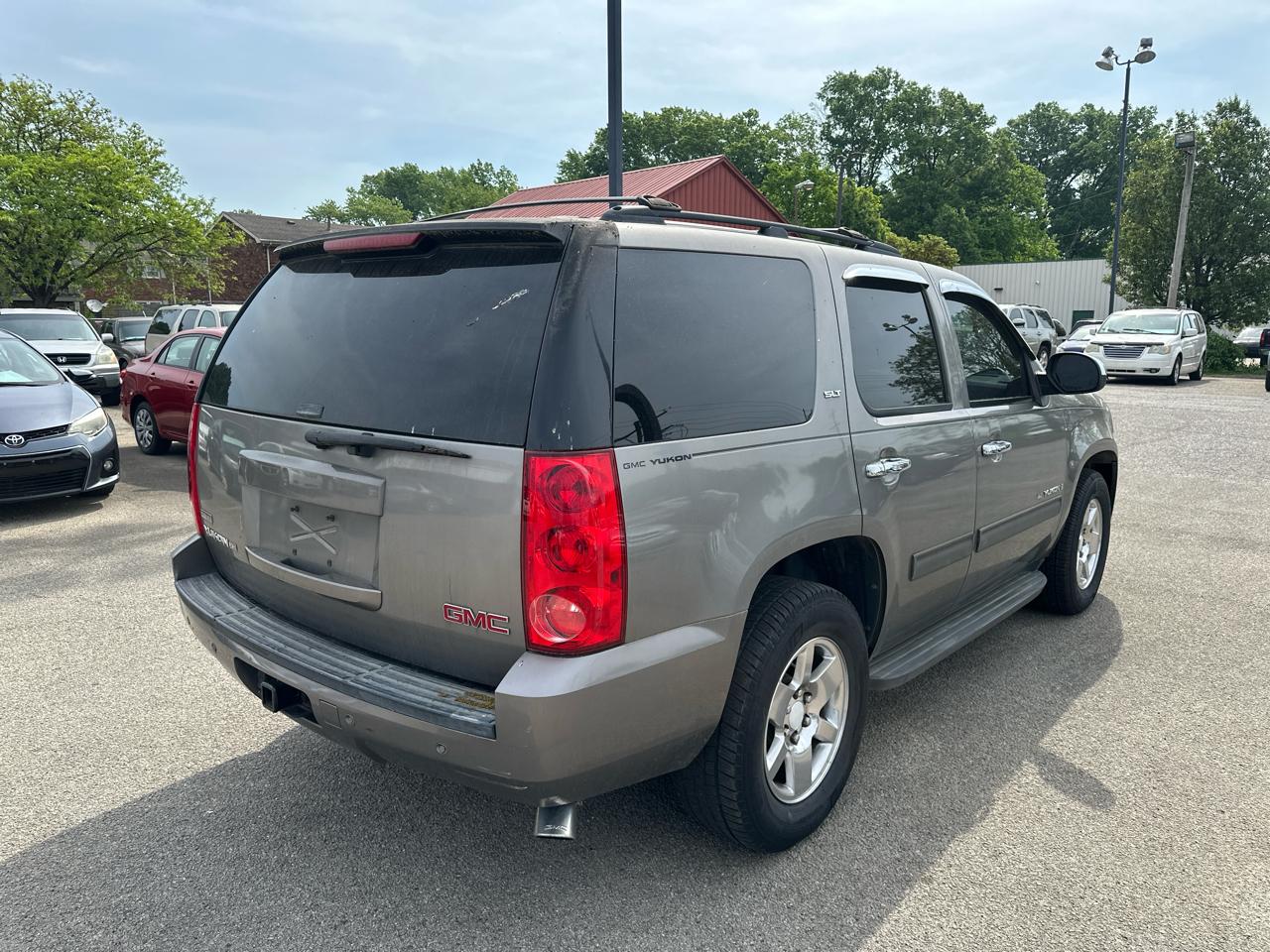 GMC Yukon SLT-1 2WD 2009
