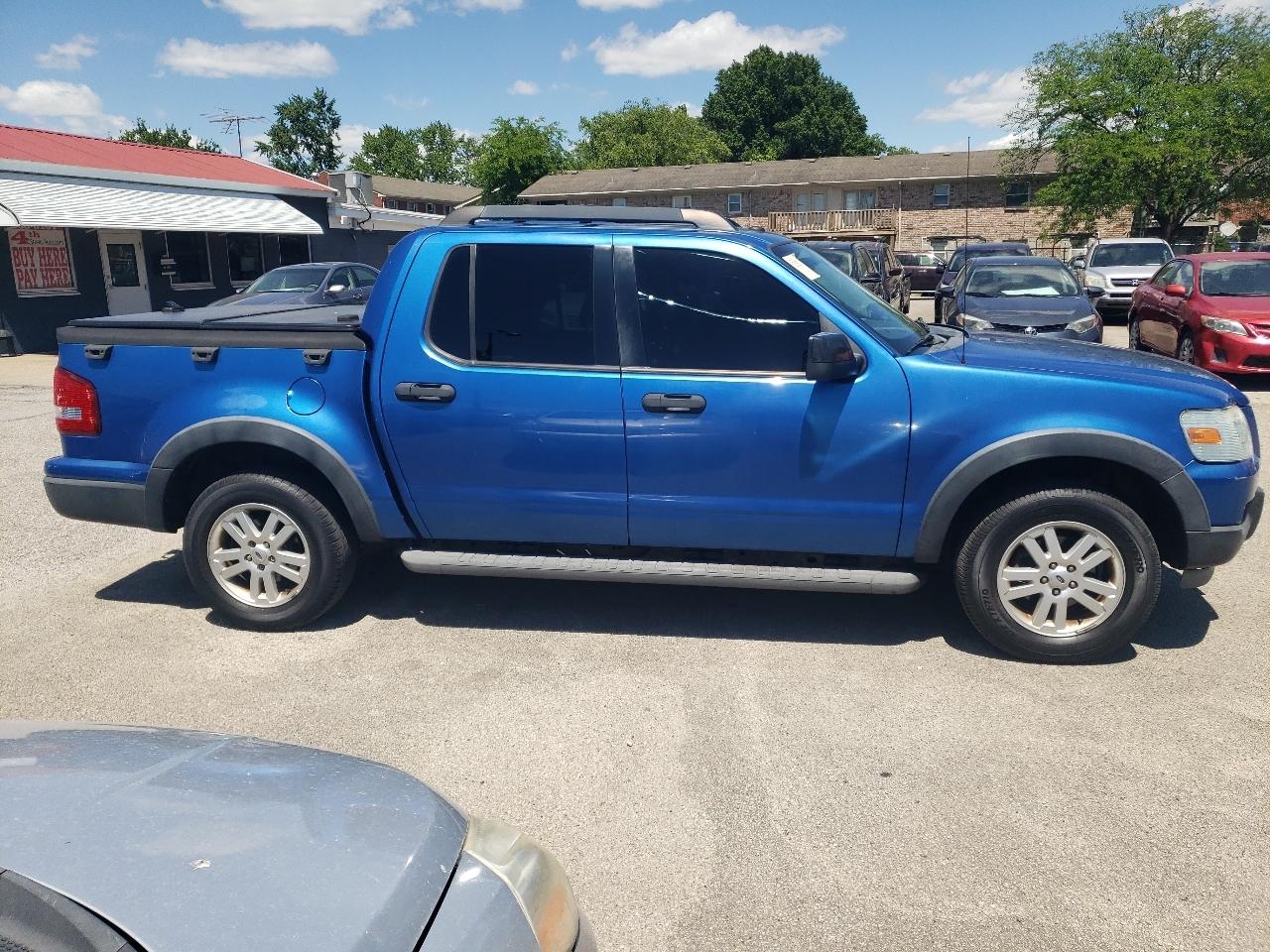 Ford Explorer Sport Trac XLT 4.0L 2WD 2010