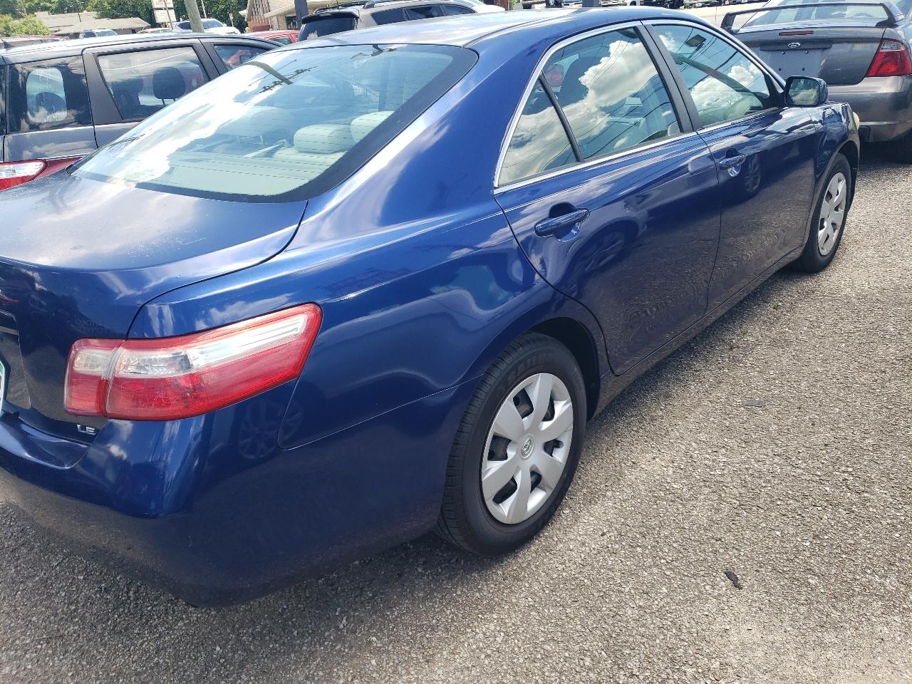 Toyota Camry XLE 5-Spd AT 2009