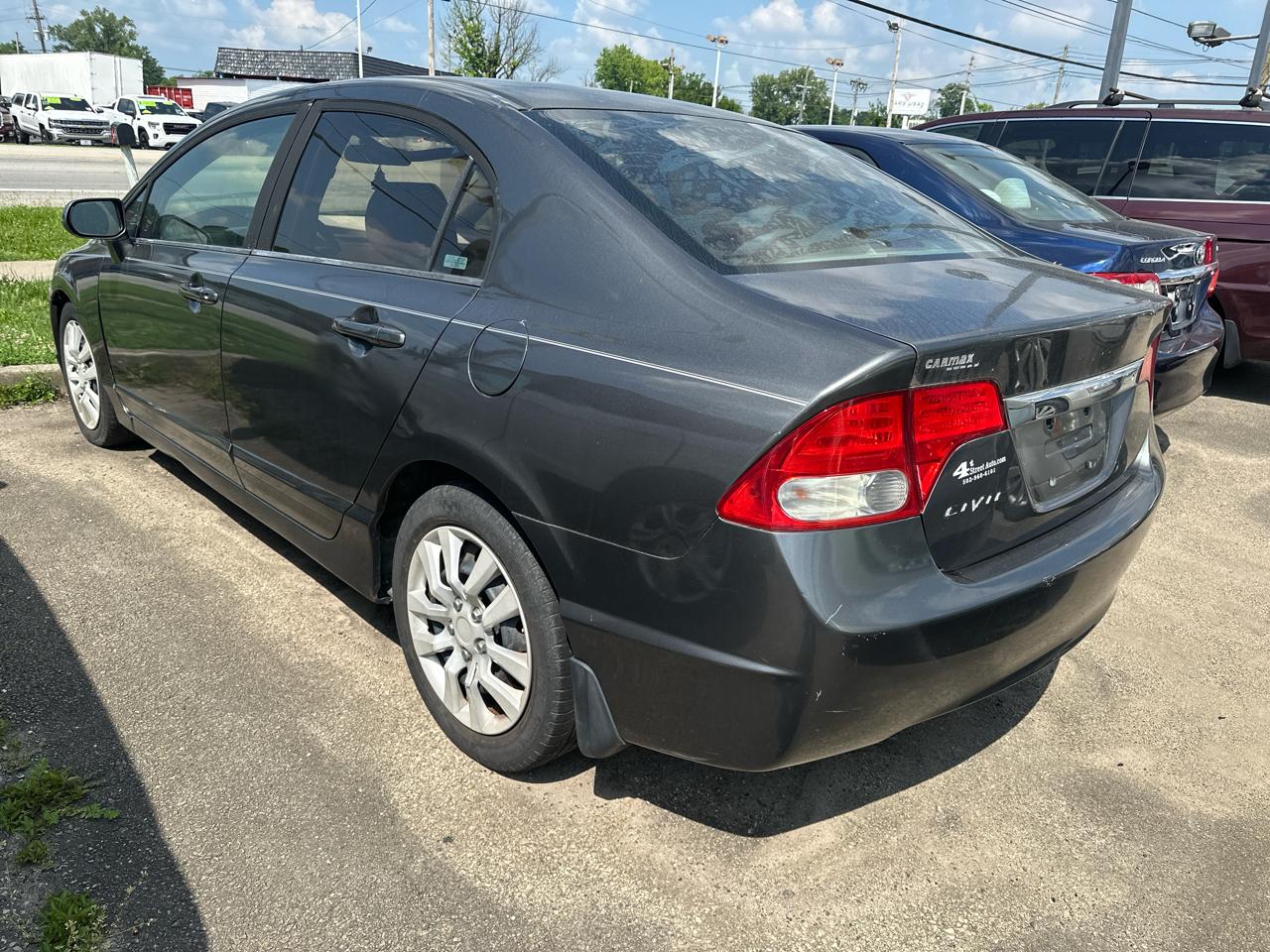 Honda Civic LX Sedan 5-Speed AT 2009