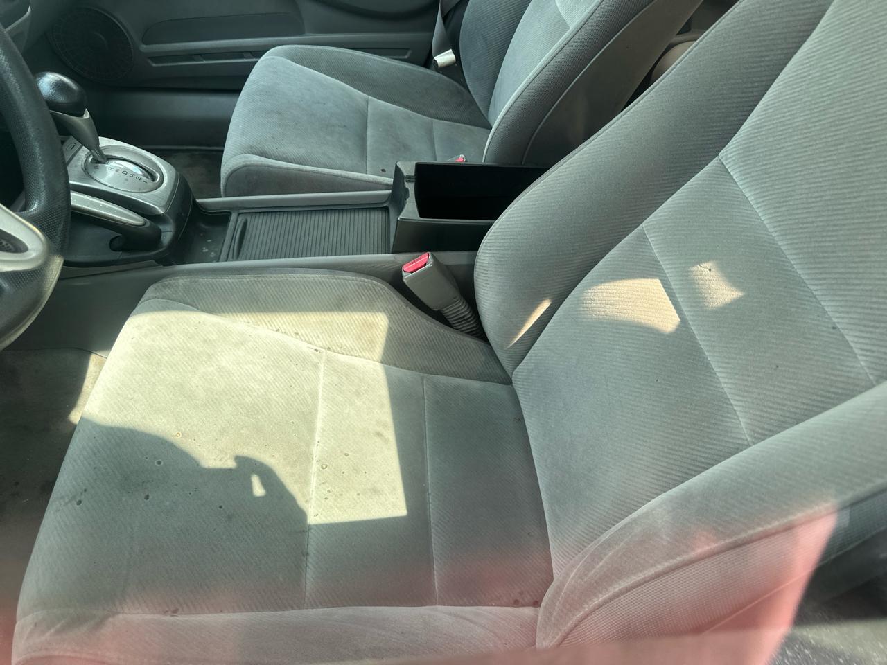 Honda Civic LX Sedan 5-Speed AT 2009