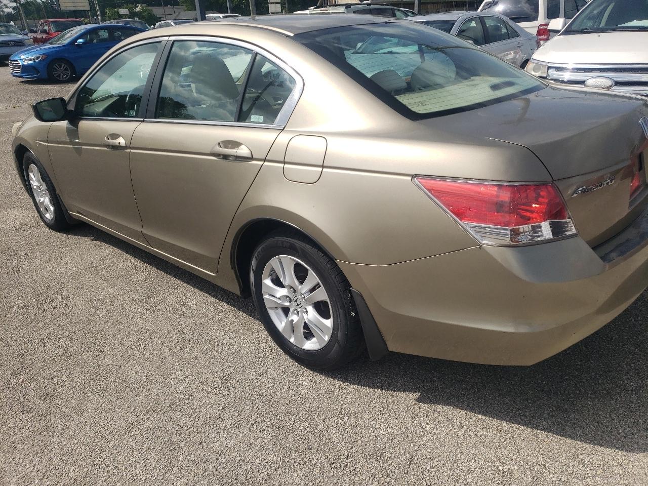 Honda Accord LX-P Sedan AT 2009