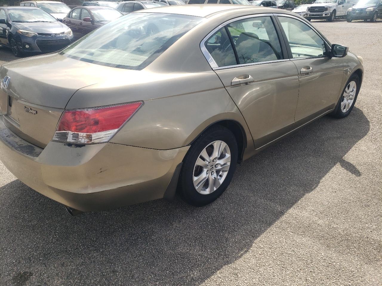 Honda Accord LX-P Sedan AT 2009