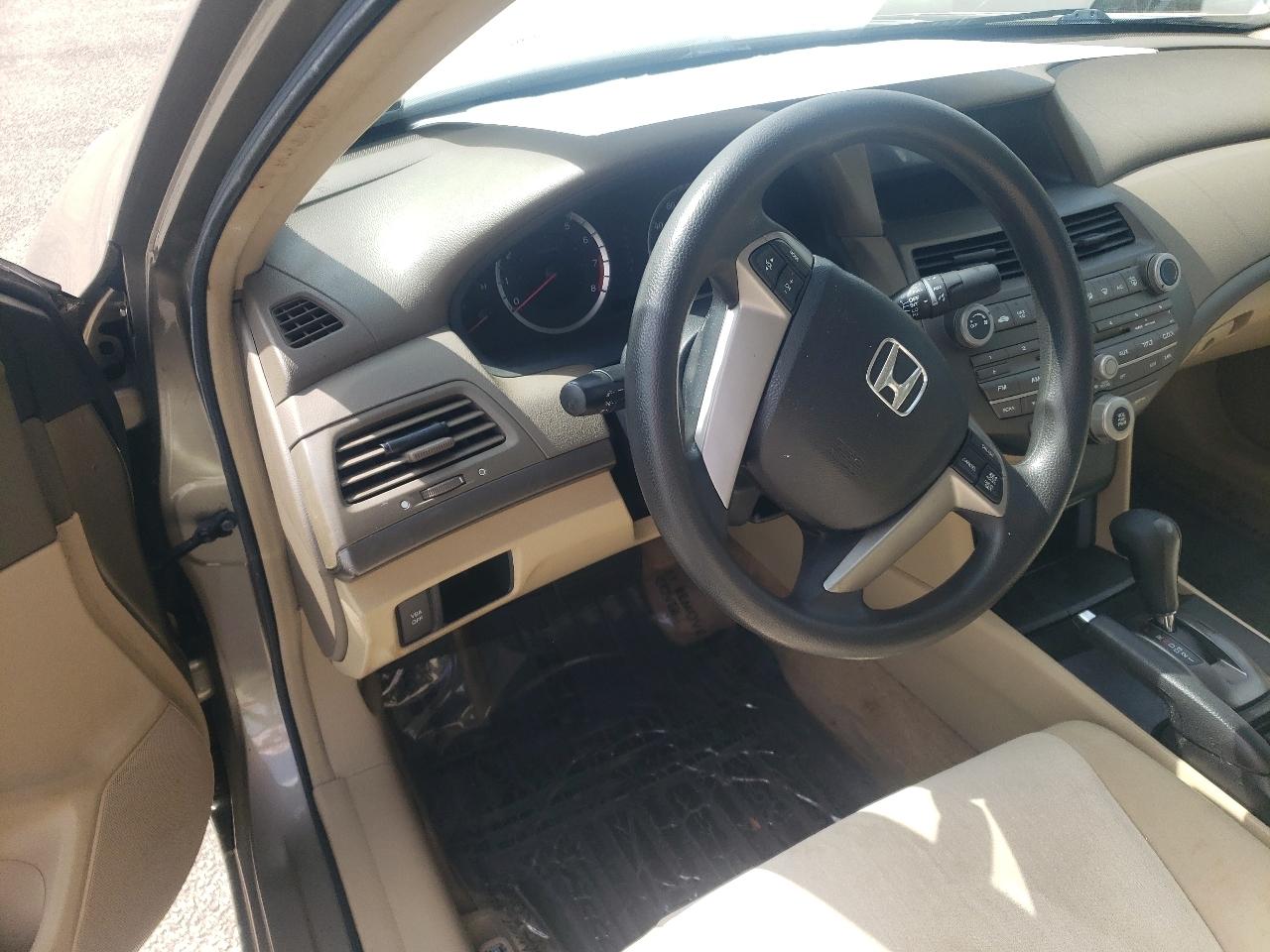 Honda Accord LX-P Sedan AT 2009