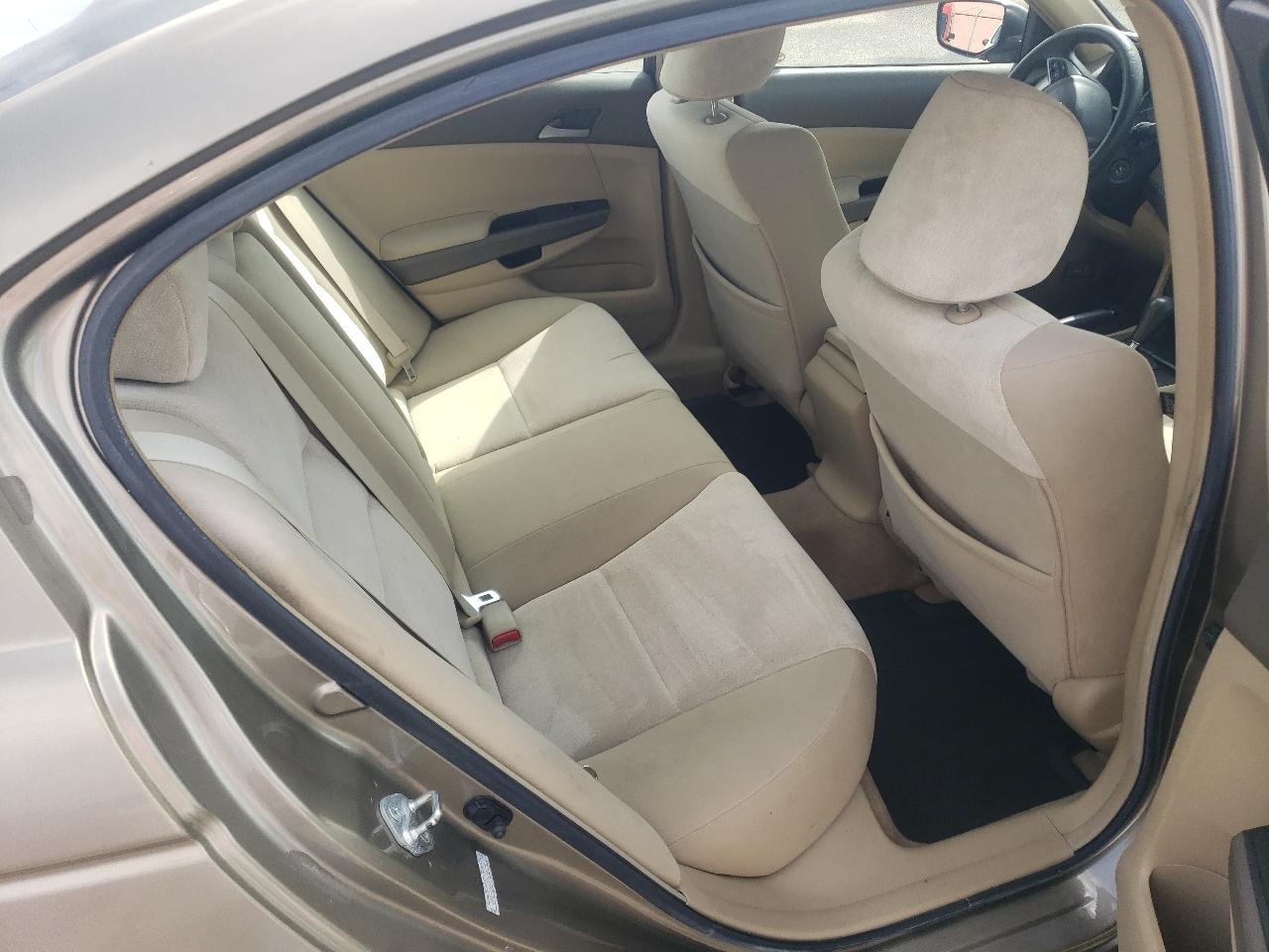 Honda Accord LX-P Sedan AT 2009