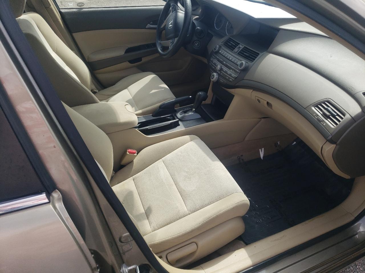 Honda Accord LX-P Sedan AT 2009