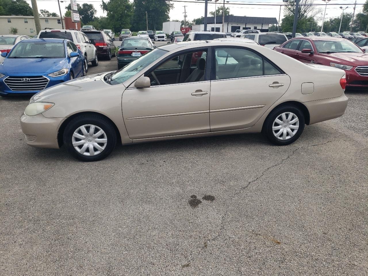 Toyota Camry LE 2005
