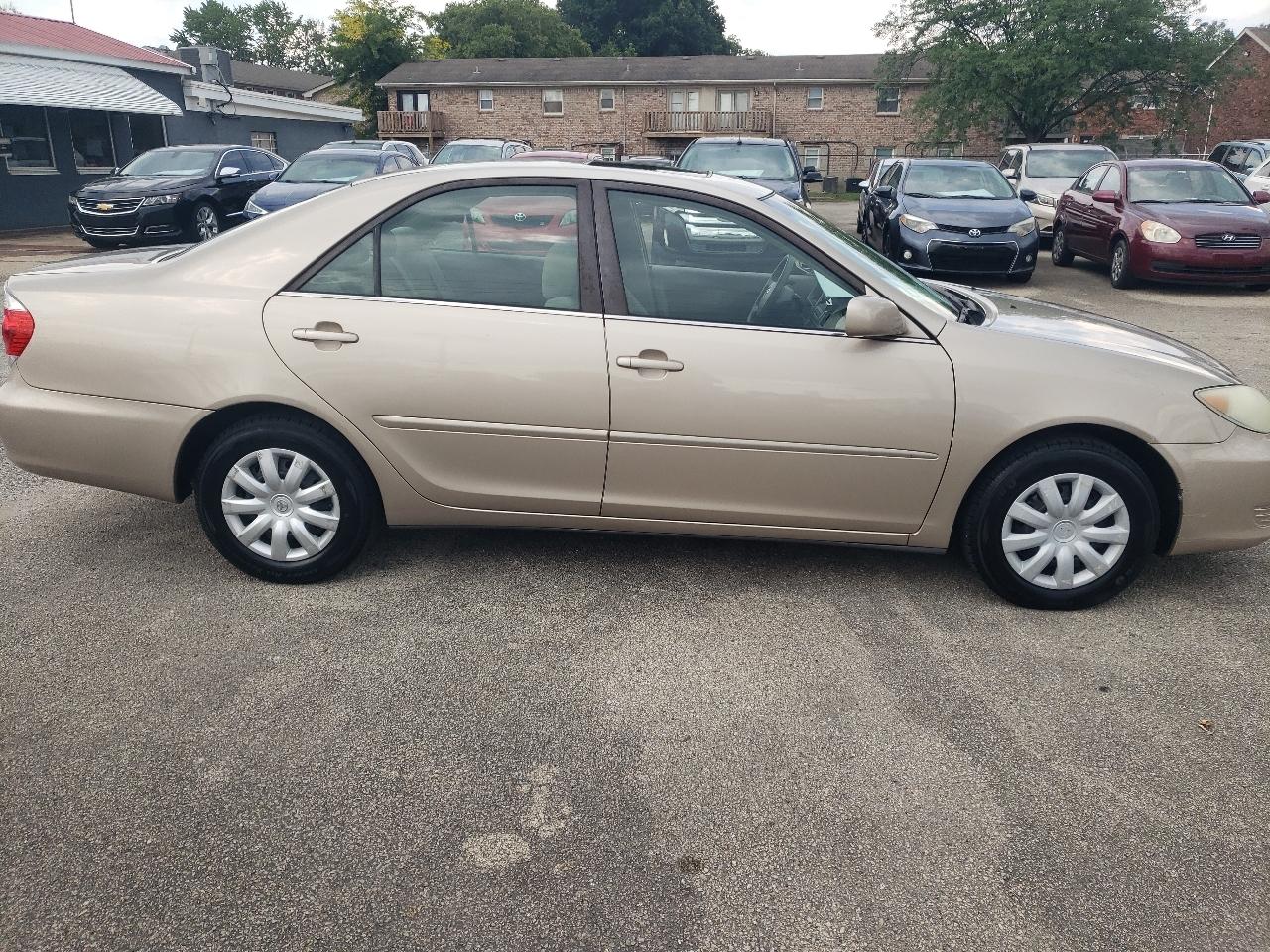 Toyota Camry LE 2005