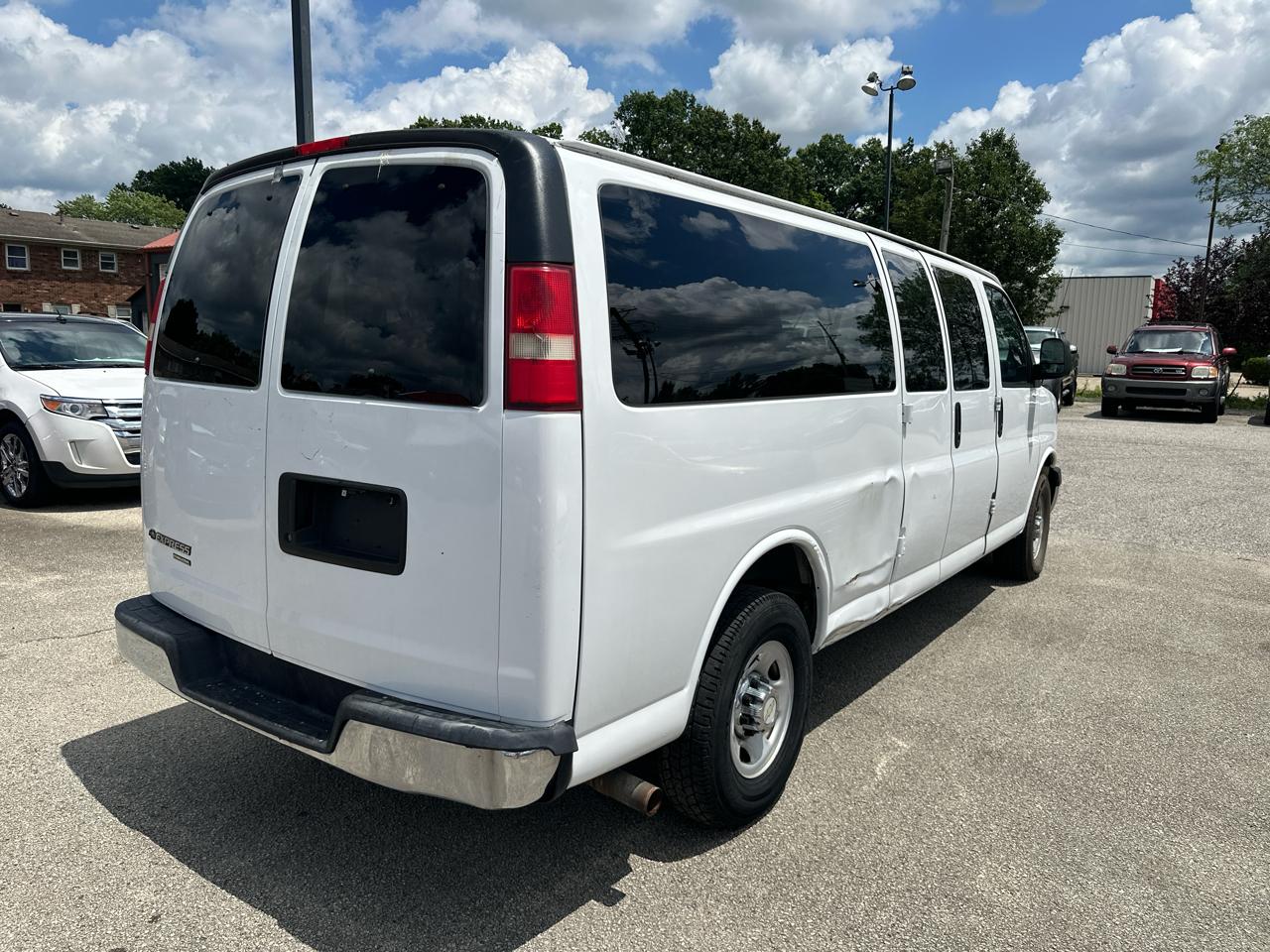 Chevrolet Express LT 3500 Extended 2014