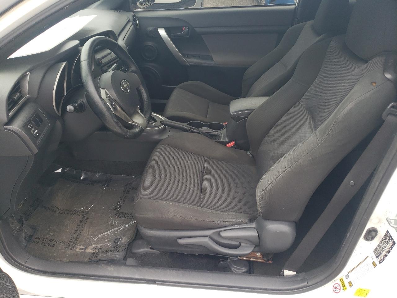Scion tC Sports Coupe 6-Spd AT 2012