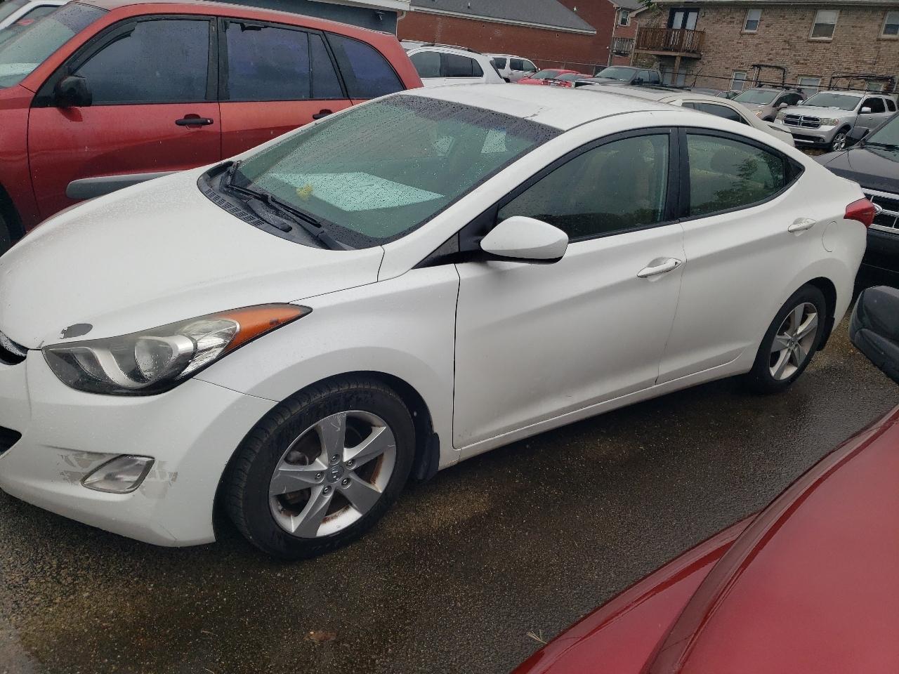 Hyundai Elantra Limited 2013