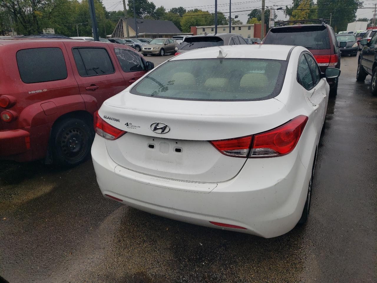 Hyundai Elantra Limited 2013