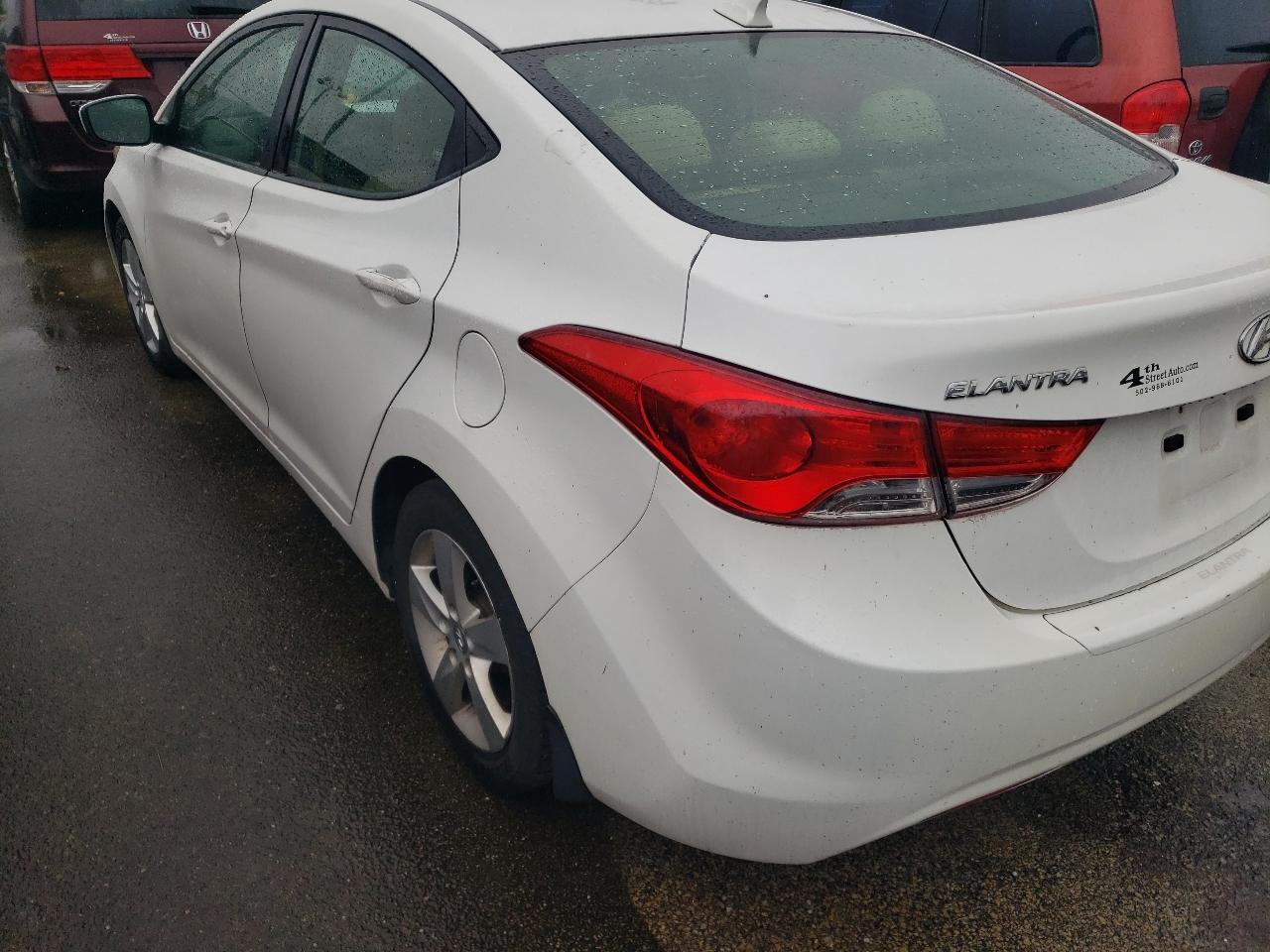 Hyundai Elantra Limited 2013