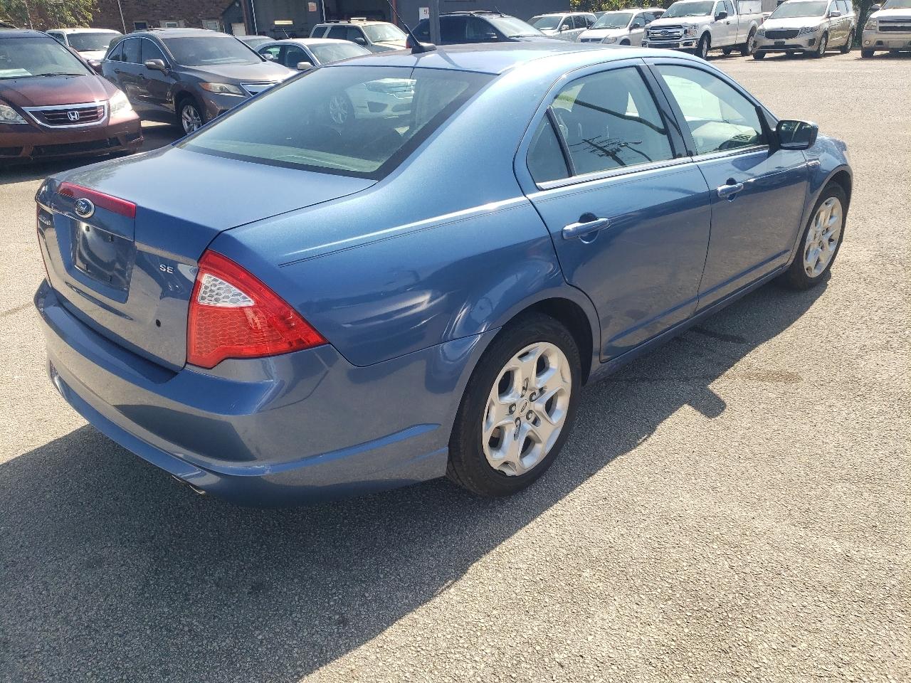 Ford Fusion SE 2010