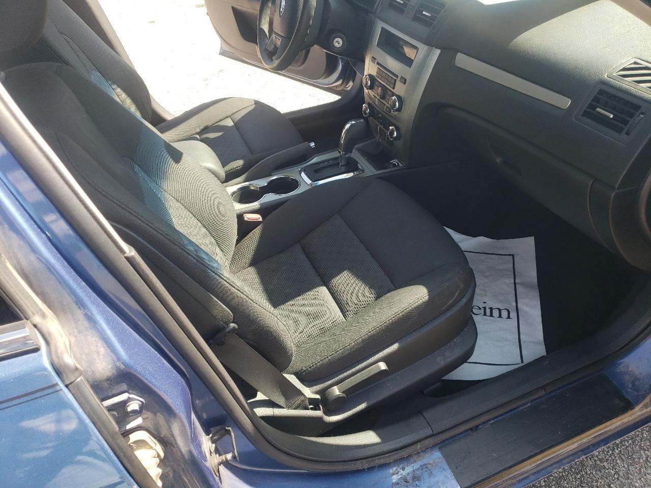 Ford Fusion SE 2010