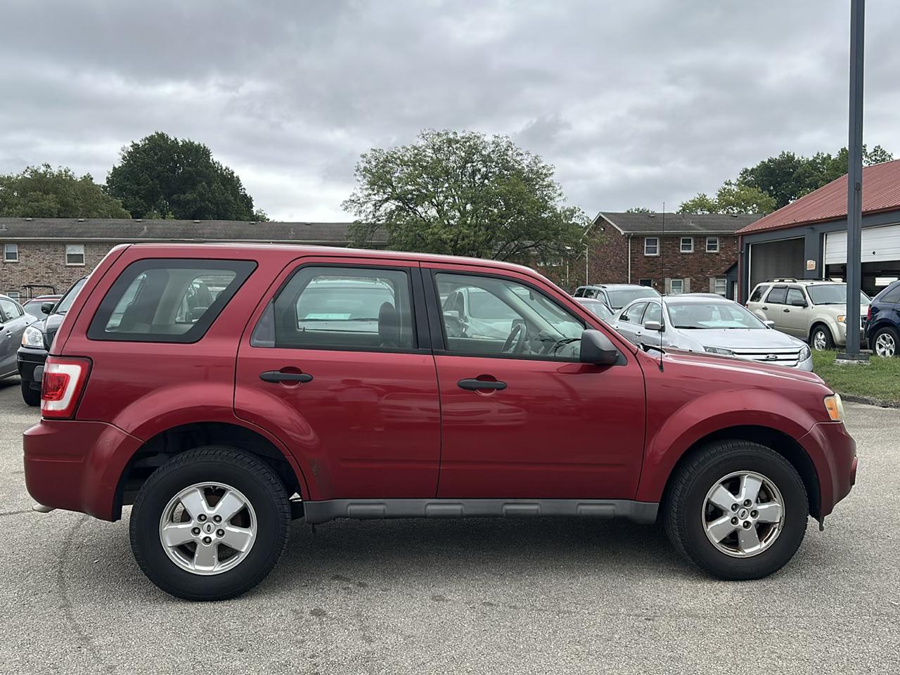 Ford Escape XLS FWD AT 2009