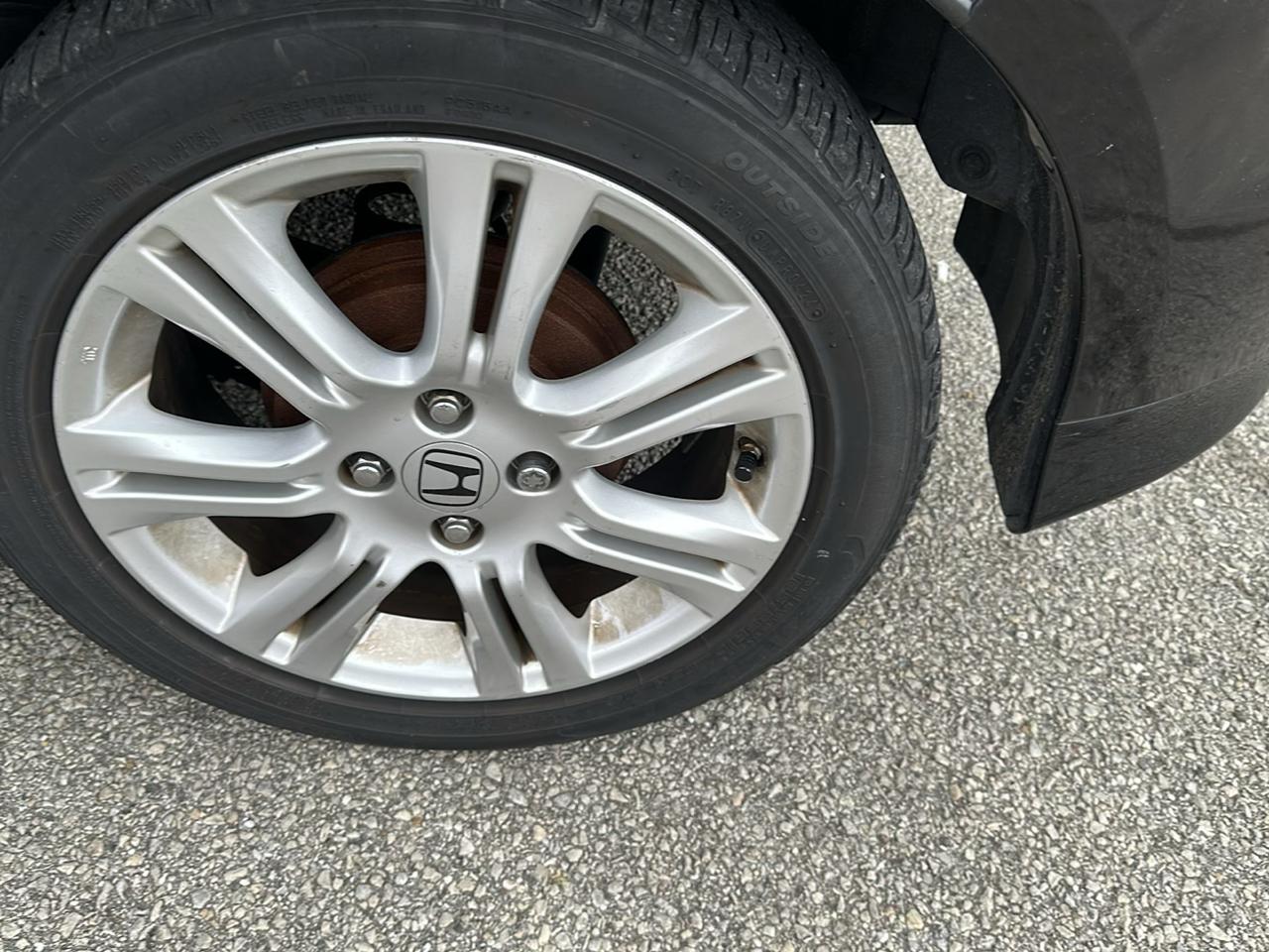 Honda Fit Sport 5-Speed AT with Navigation 2010