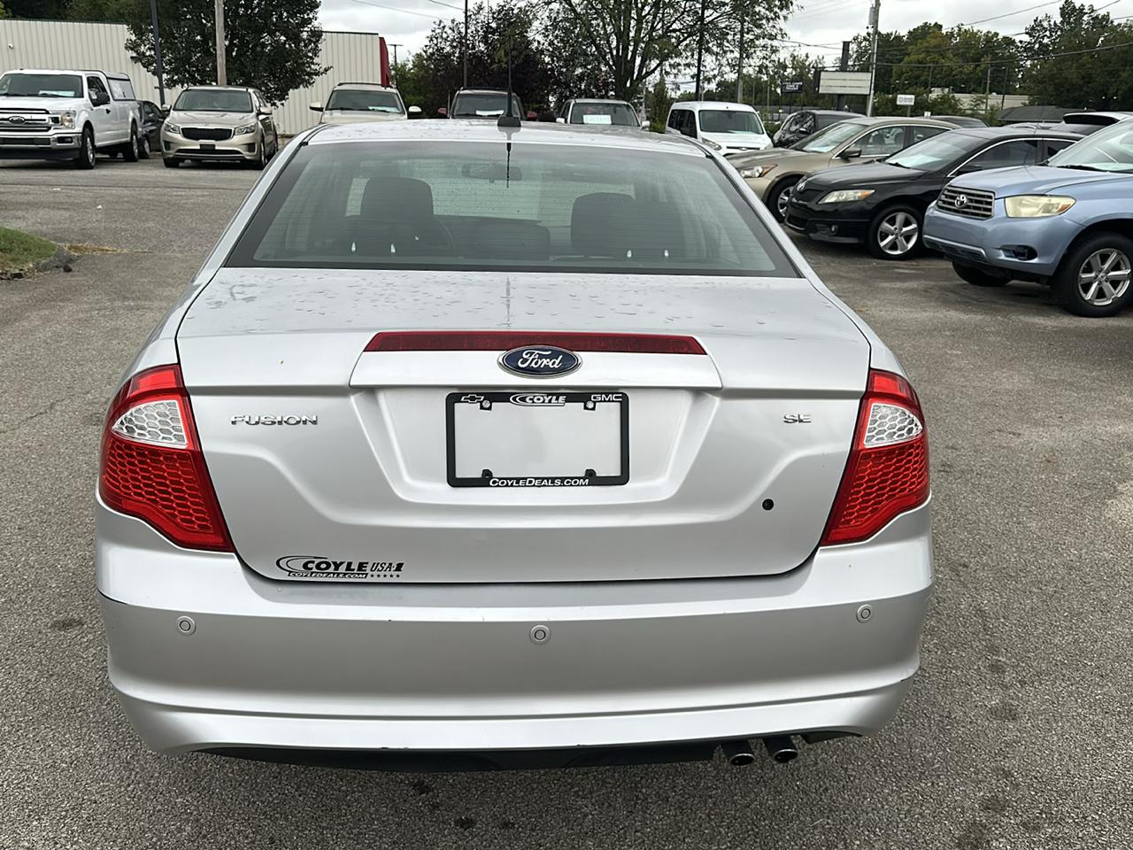 Ford Fusion SE 2012