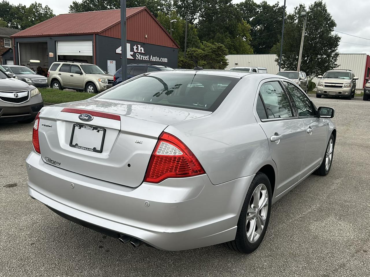 Ford Fusion SE 2012