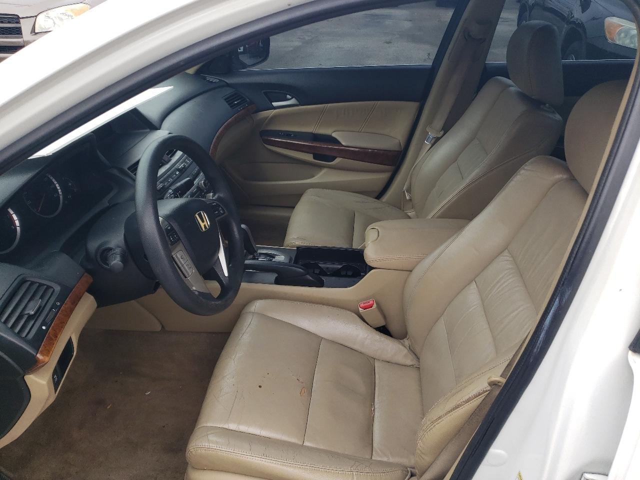 Honda Accord EX-L V6 Sedan AT 2012