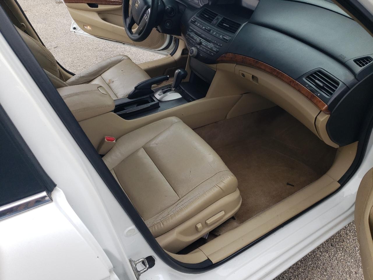 Honda Accord EX-L V6 Sedan AT 2012