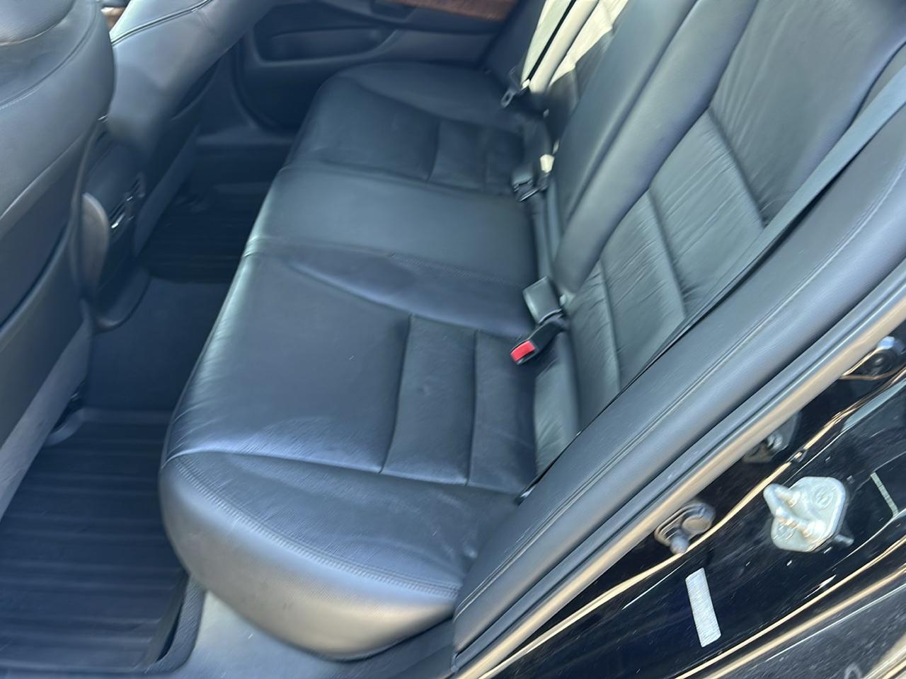 Honda Accord EX-L V6 Sedan AT 2012