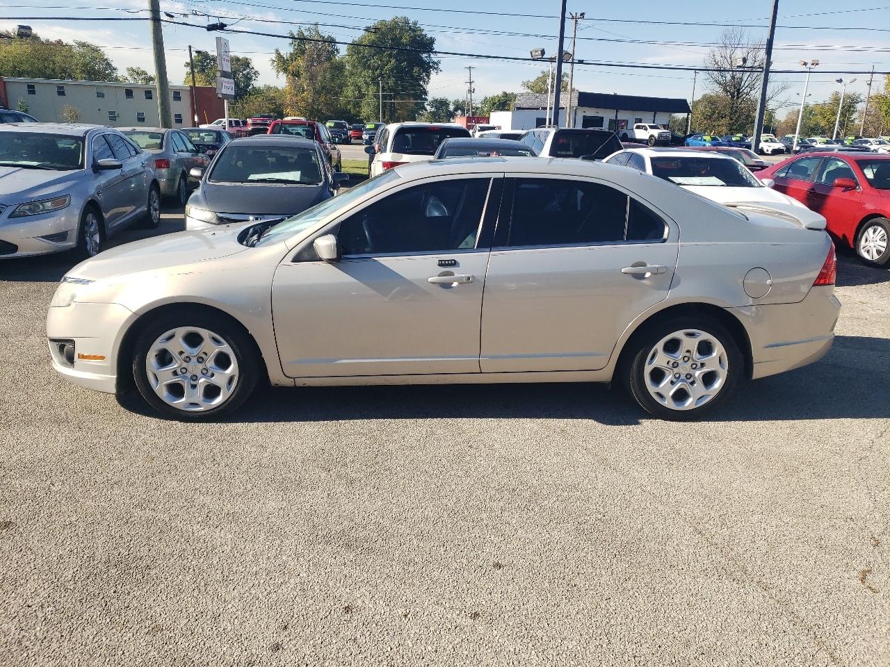 Ford Fusion SE 2010