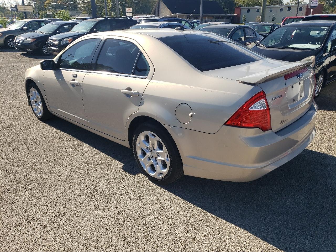 Ford Fusion SE 2010